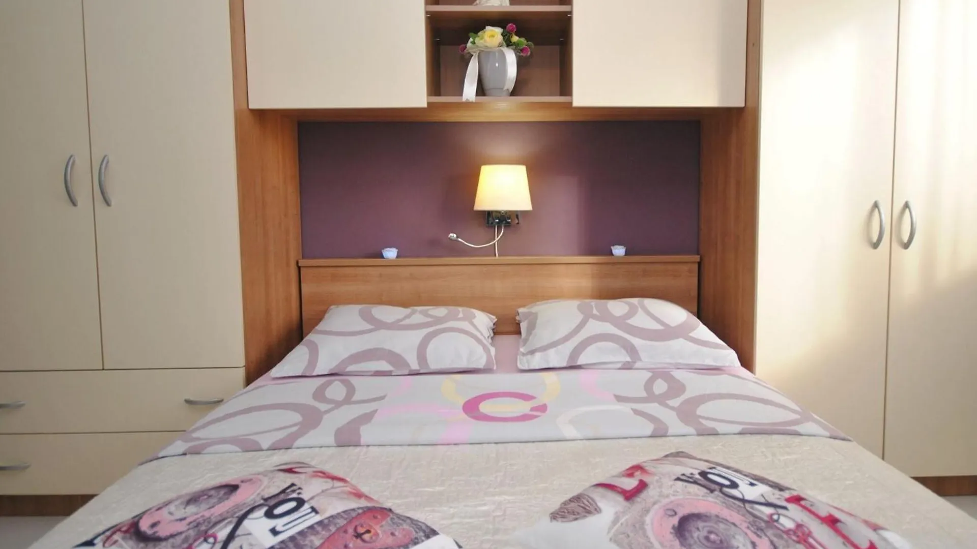 Apartment Antea - One Bedroom Apartment Spalato
